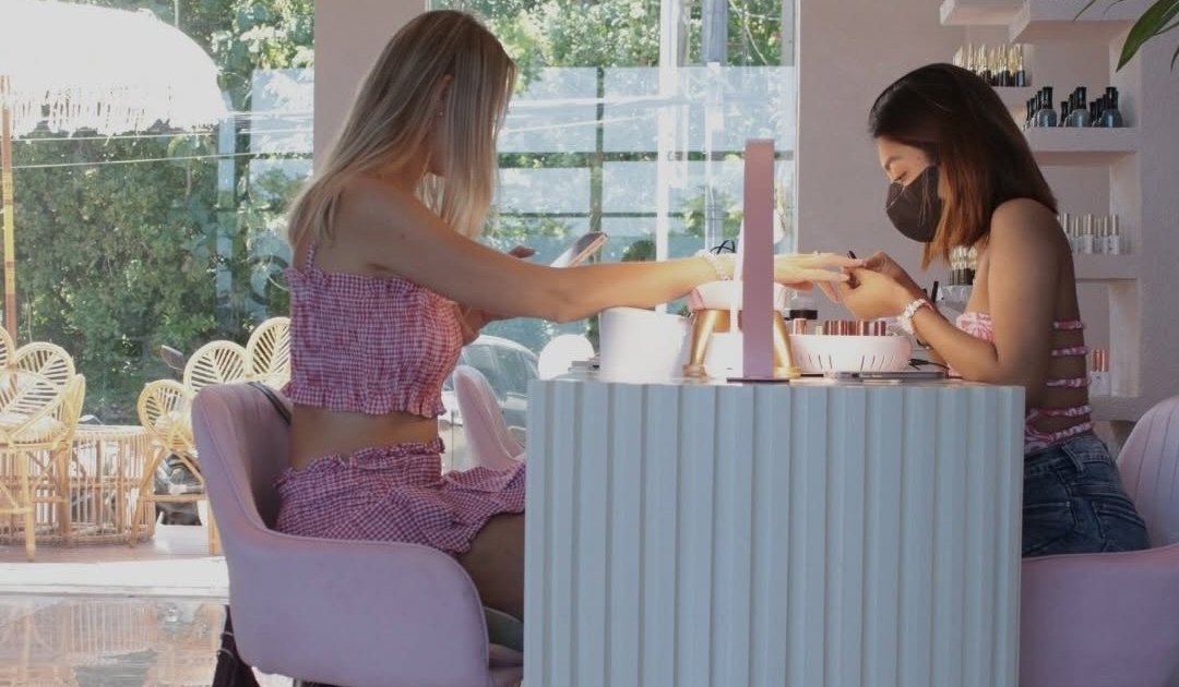 Uluwatu Salon 4