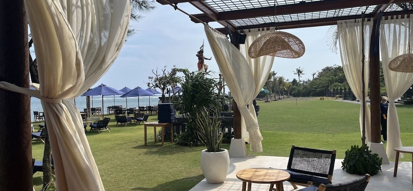 Bali Proposal Beach Canggu Bar8